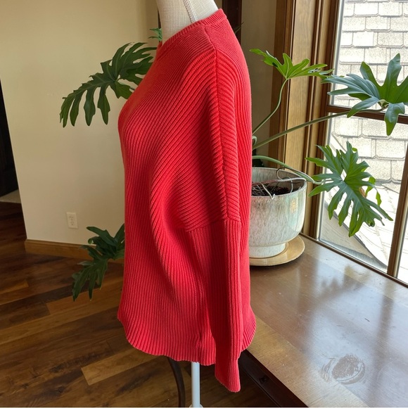 Free People Asymmetrical Downtown Cotton Pullover Crew Neck Sweater size S - Picture 3 of 12
